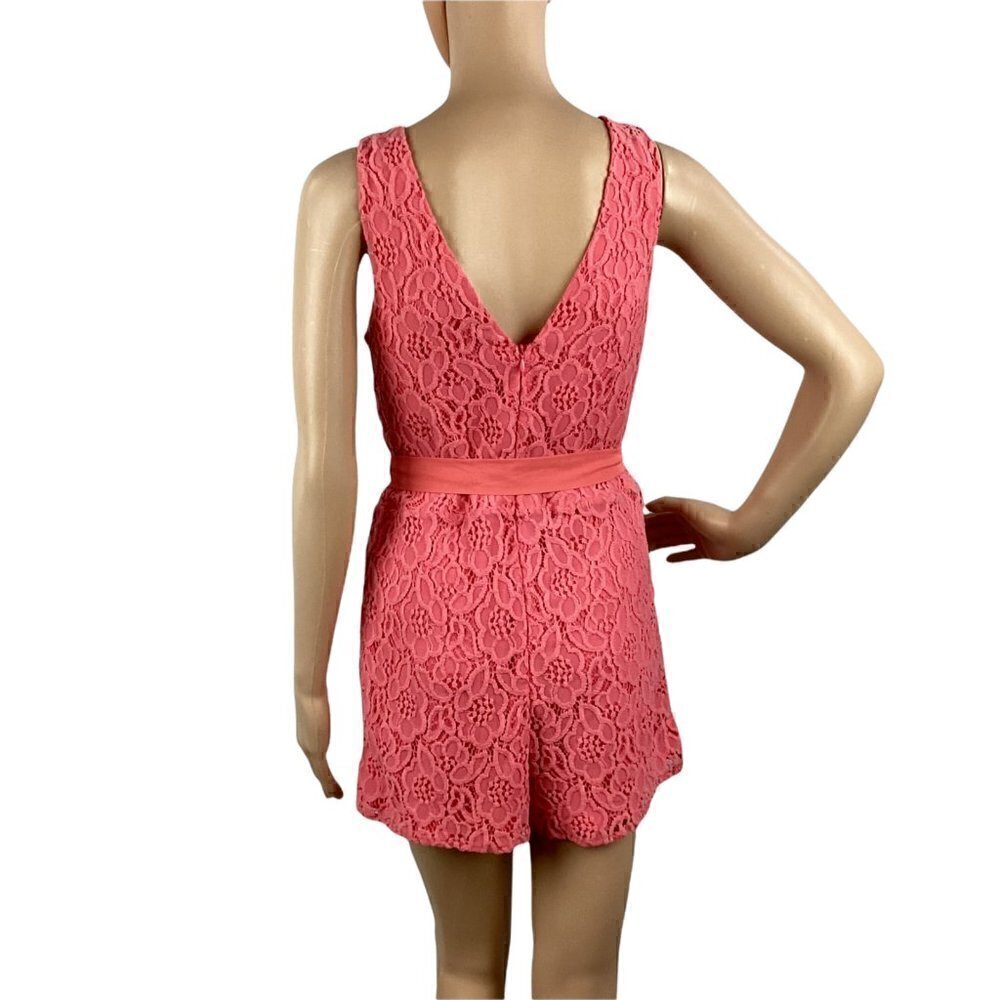 Buttons Romper Size M Pink Sleeveless Crochet Overlay Belted - Picture 5 of 7